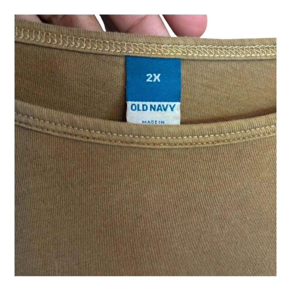 Old Navy Woman’s 2X EveryWear Puff Sleeve Top In Spiced Saffron - Picture 3 of 5